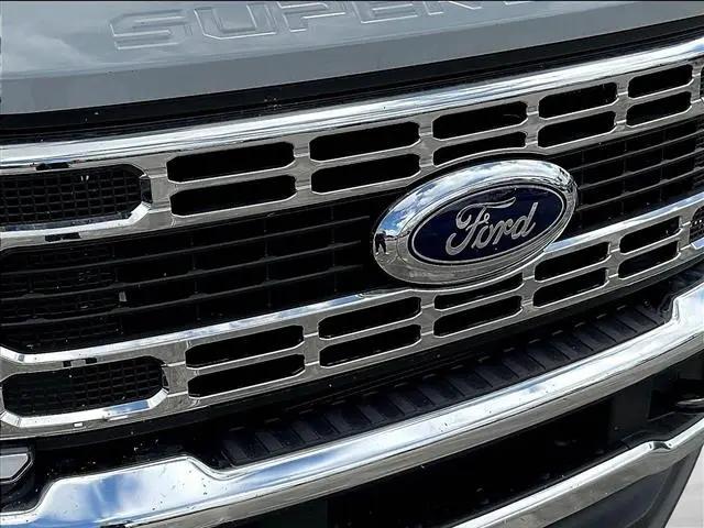 2026 Ford F-350 XLT