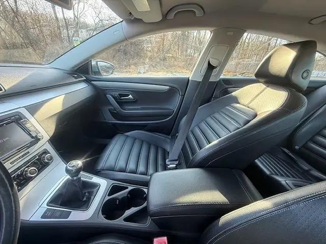 2010 Volkswagen CC Sport