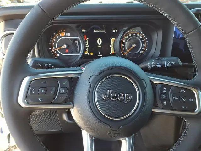 2026 Jeep Wrangler 4-Door Sahara 4x4