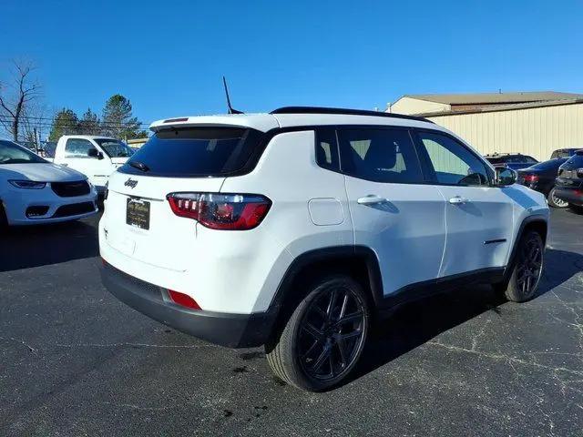 2026 Jeep Compass Latitude Altitude