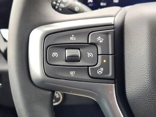 2026 Chevrolet Silverado 1500 4WD Crew Cab Standard Bed LT