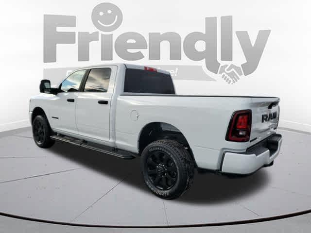 2025 RAM 2500 Big Horn Crew Cab 4x4 64 Box