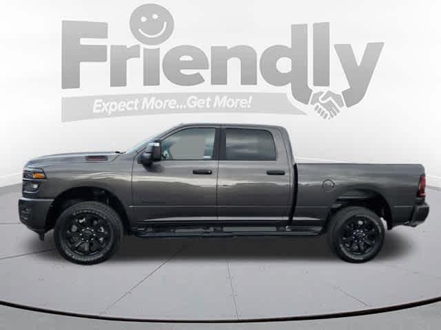 2025 RAM 2500 Big Horn Crew Cab 4x4 64 Box