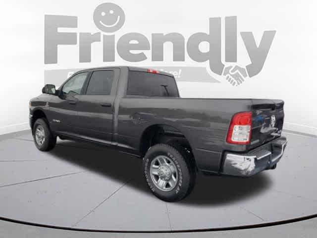 2022 RAM 2500 Big Horn Crew Cab 4x4 64 Box