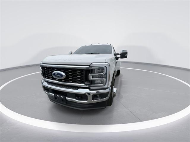 2025 Ford F-350 LARIAT