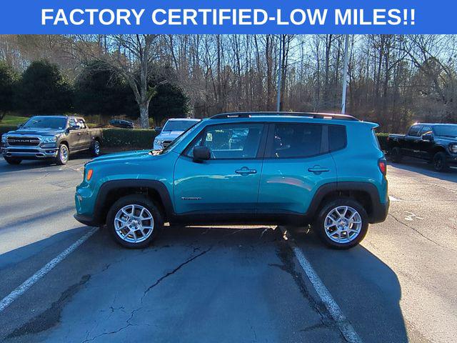 2022 Jeep Renegade Latitude 4x4 2022 Jeep Renegade Latitude 4x4