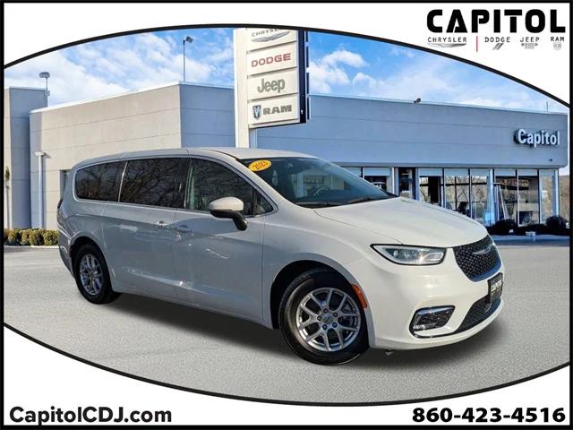 2023 Chrysler Pacifica Touring L