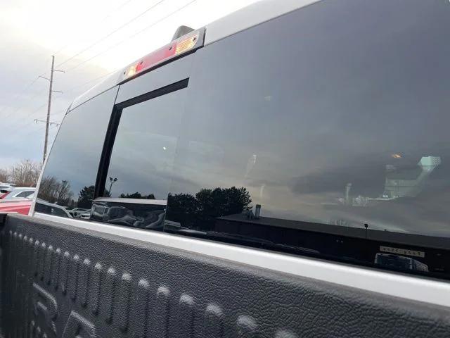 2023 Ram 1500 Big Horn Crew Cab 4x4 5'7" Box