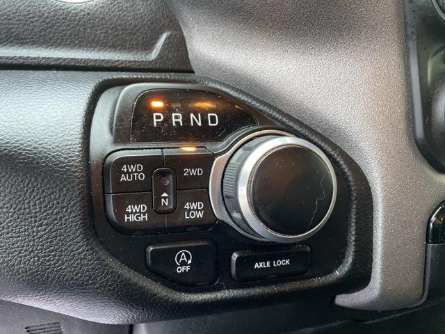 2023 Ram 1500 Big Horn Crew Cab 4x4 5'7" Box