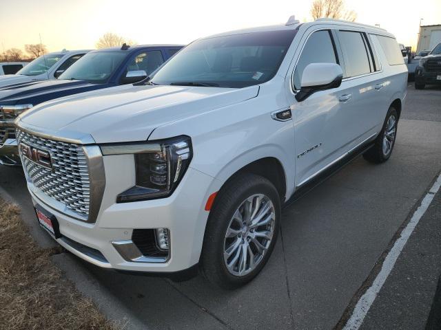2022 GMC Yukon XL 4WD Denali