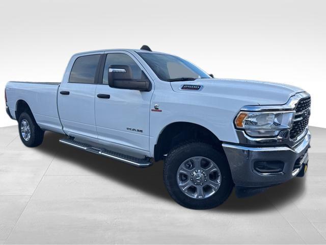 2023 RAM 2500 Big Horn Crew Cab 4x4 8 Box