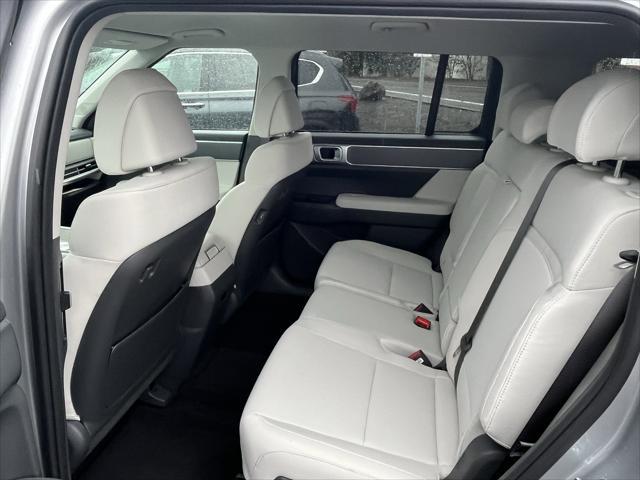 2026 Hyundai Santa Fe SE