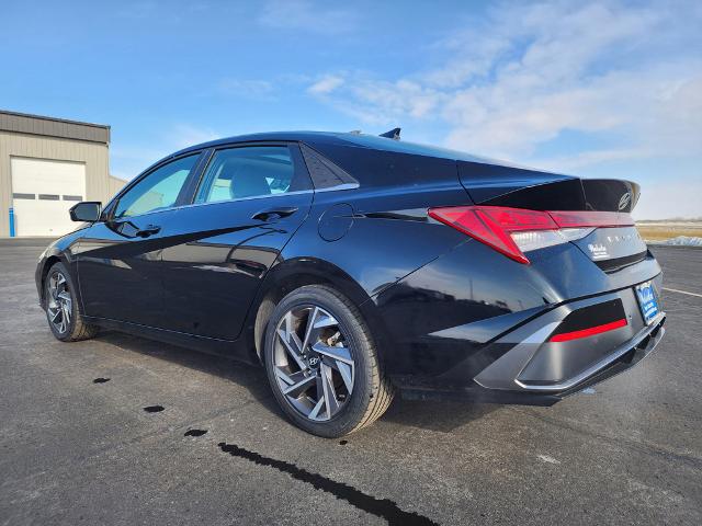 2024 Hyundai Elantra Limited