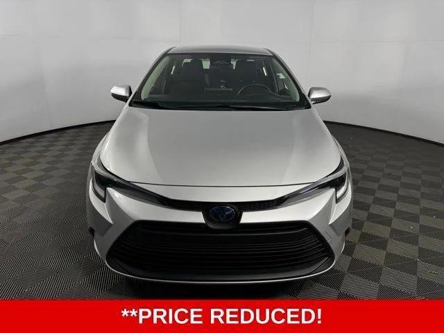 2025 Toyota Corolla Hybrid LE
