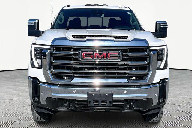 2024 GMC Sierra 2500HD 4WD Crew Cab Standard Bed SLT 2024 GMC Sierra 2500HD 4WD Crew Cab Standard Bed SLT