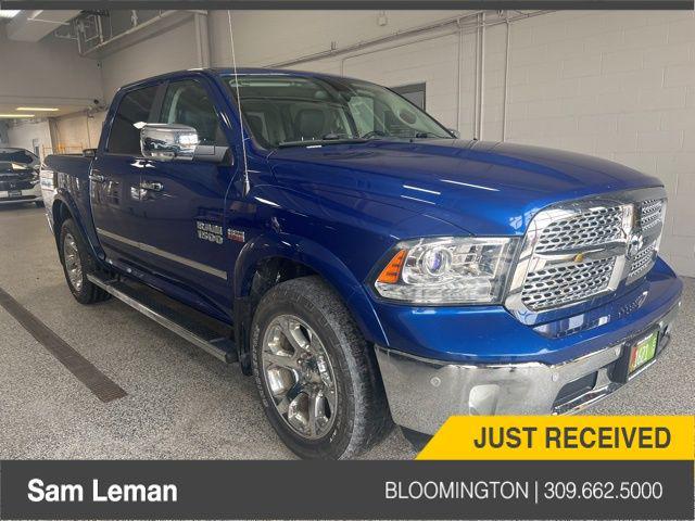 2017 RAM 1500 Laramie Crew Cab 4x4 57 Box