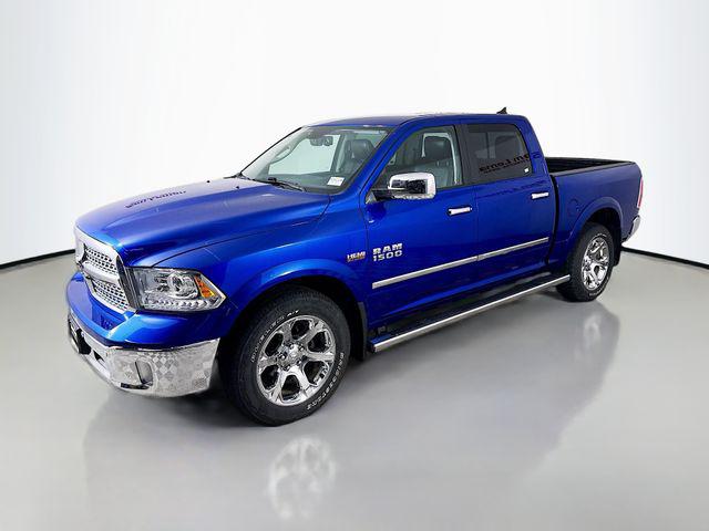 2017 RAM 1500 Laramie Crew Cab 4x4 57 Box