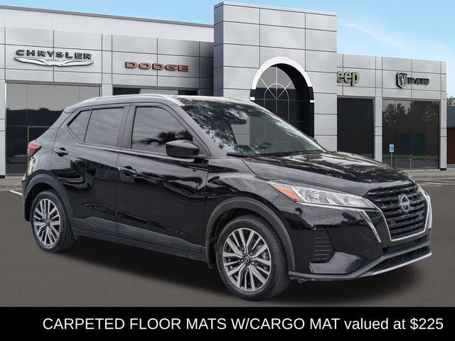 2022 Nissan Kicks SV Xtronic CVT