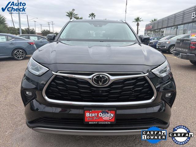 2022 Toyota Highlander Platinum