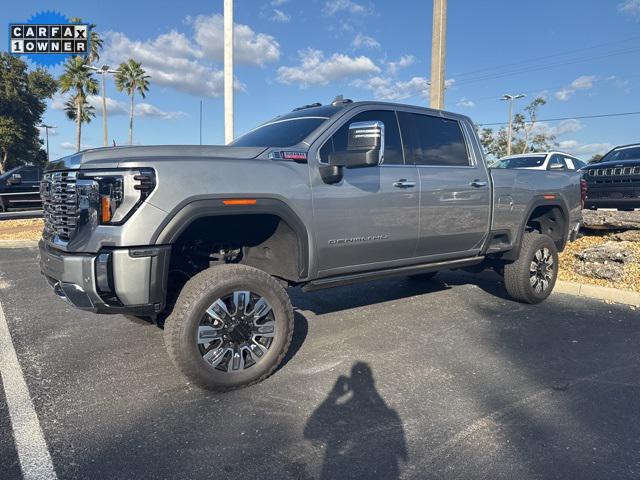 2024 GMC Sierra 2500HD 4WD Crew Cab Standard Bed Denali