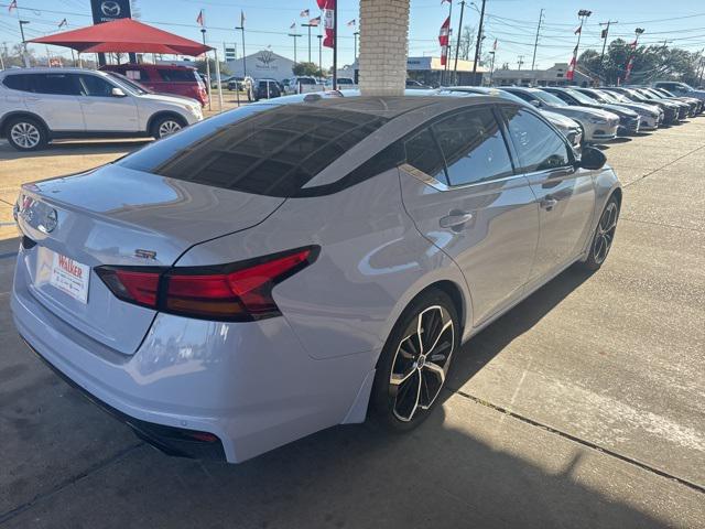 2023 Nissan Altima SR FWD 2023 Nissan Altima SR FWD