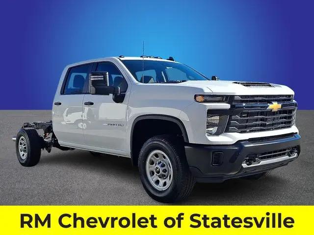 2026 Chevrolet Silverado 3500HD Crew Cab, Long Bed, WT Dual Rear Wheel, RWD