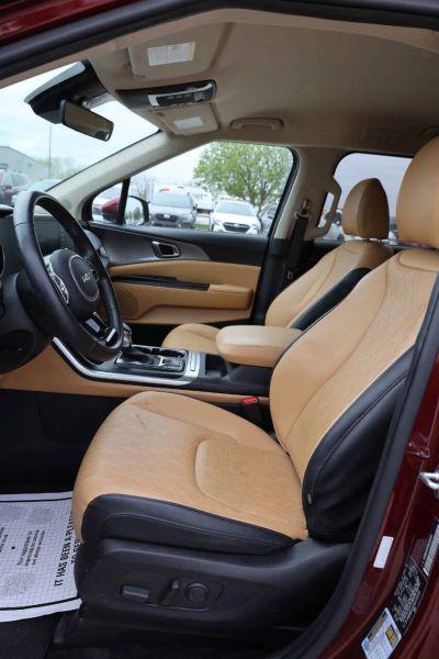 2022 Kia Carnival MPV LX Seat Package
