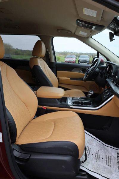 2022 Kia Carnival MPV LX Seat Package