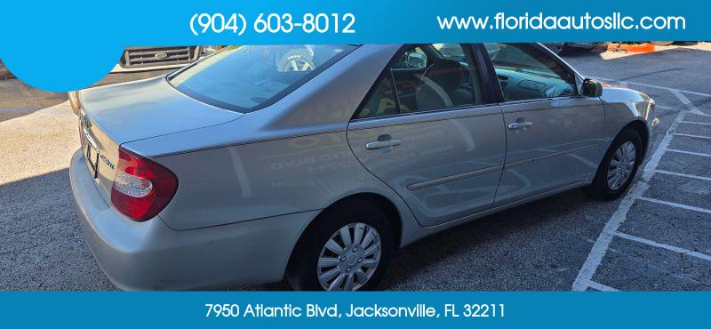 2004 Toyota Camry LE