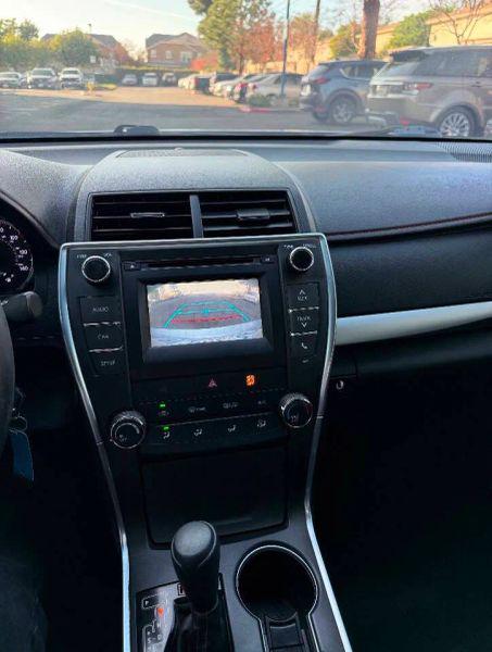 2016 Toyota Camry SE