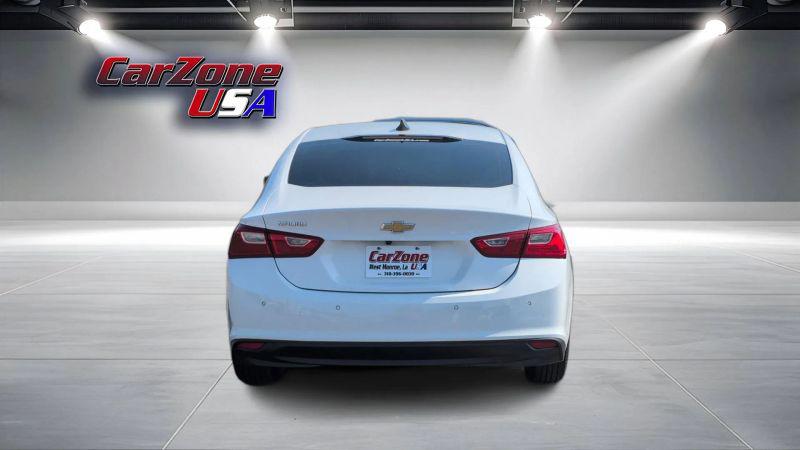2021 Chevrolet Malibu FWD 1FL