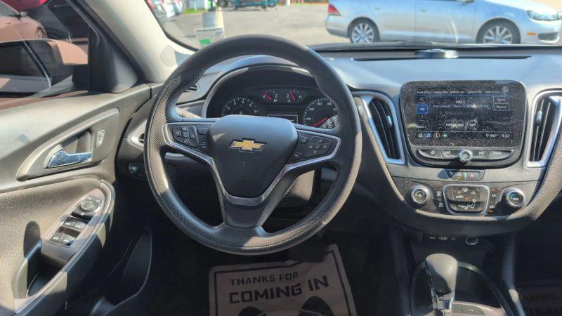 2021 Chevrolet Malibu FWD 1FL