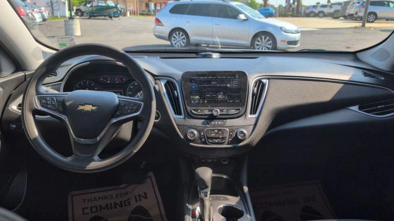 2021 Chevrolet Malibu FWD 1FL