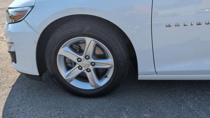 2021 Chevrolet Malibu FWD 1FL