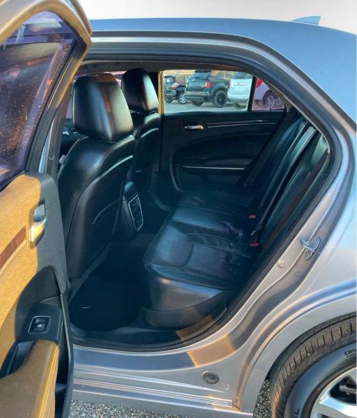 2017 Chrysler 300 AWD