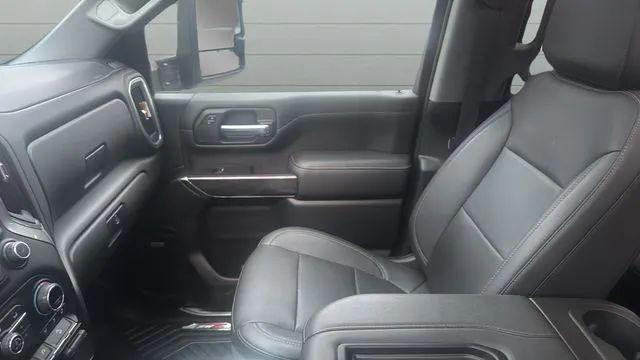 2021 Chevrolet Silverado 2500HD 4WD Crew Cab Standard Bed LTZ