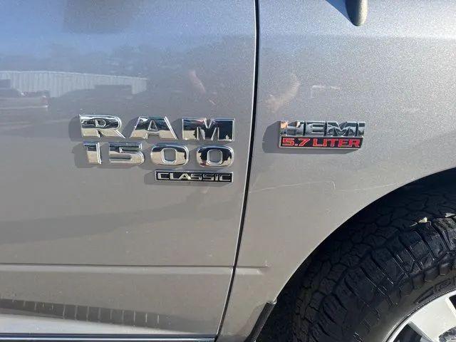 2022 Ram 1500 Classic SLT Quad Cab 4x4 6'4" Box