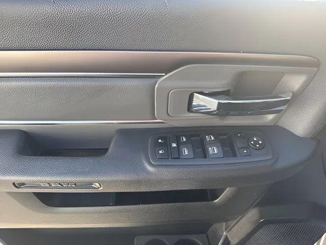 2022 Ram 1500 Classic SLT Quad Cab 4x4 6'4" Box