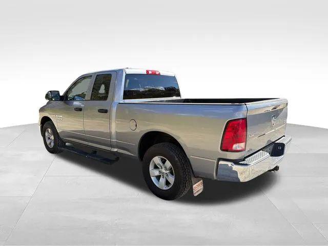 2022 Ram 1500 Classic SLT Quad Cab 4x4 6'4" Box