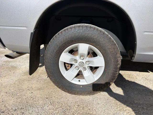2022 Ram 1500 Classic SLT Quad Cab 4x4 6'4" Box