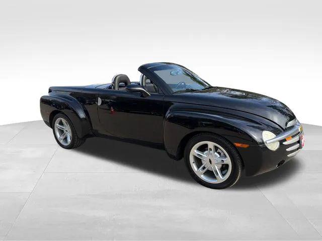 2004 Chevrolet SSR Base