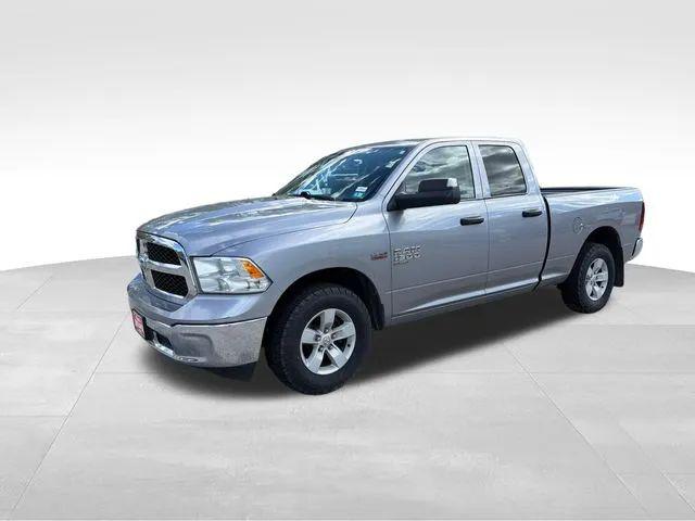 2022 Ram 1500 Classic SLT Quad Cab 4x4 6'4" Box