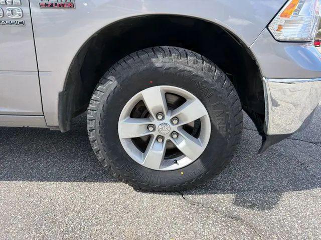 2022 Ram 1500 Classic SLT Quad Cab 4x4 6'4" Box