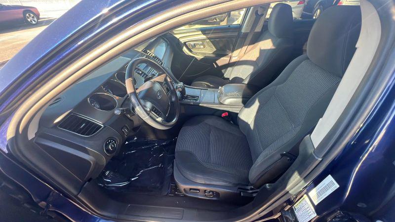2011 Ford Taurus SEL