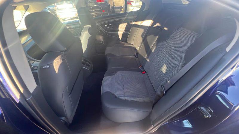 2011 Ford Taurus SEL