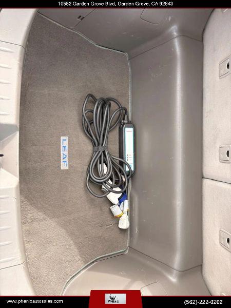 2012 Nissan LEAF SV