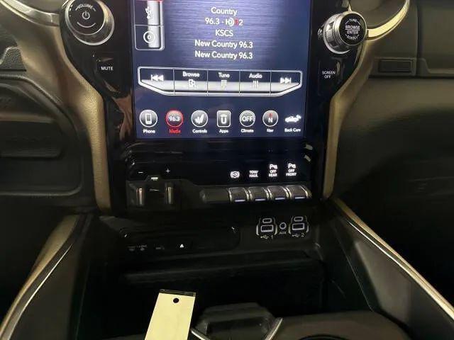 2019 Ram 2500 Laramie Crew Cab 4x4 8' Box