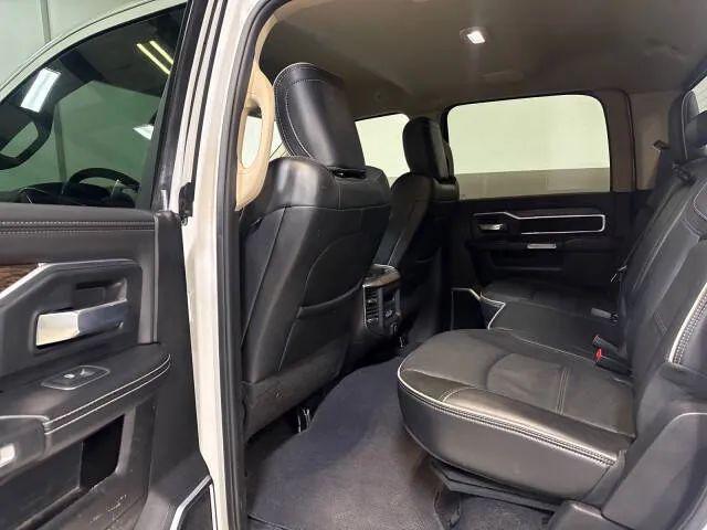 2019 Ram 2500 Laramie Crew Cab 4x4 8' Box