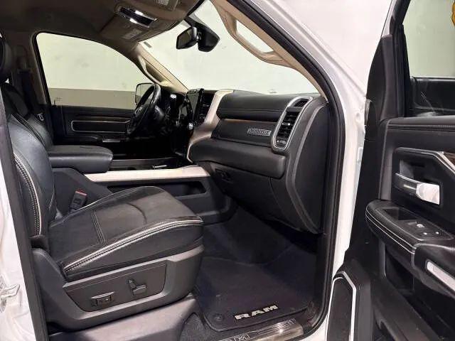 2019 Ram 2500 Laramie Crew Cab 4x4 8' Box