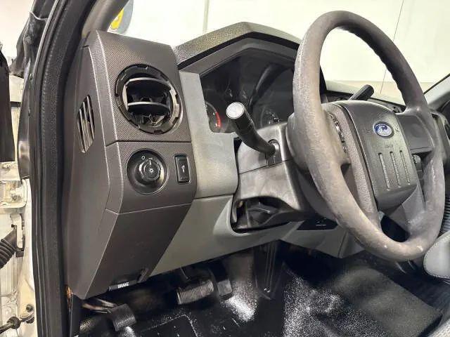 2011 Ford F-350 Base